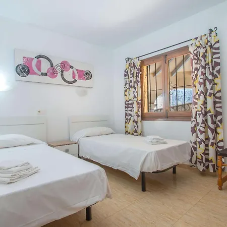 Sanlio - Plusholidays